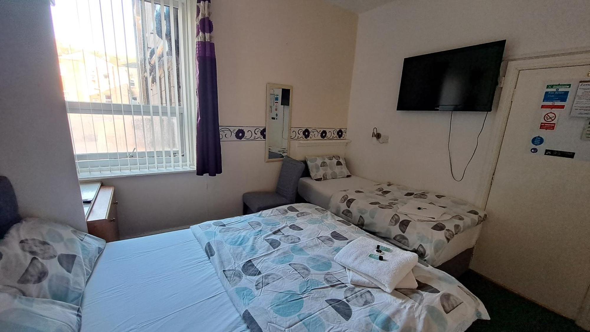 Fern Villa Hotel - Albert Road 黑潭 外观 照片
